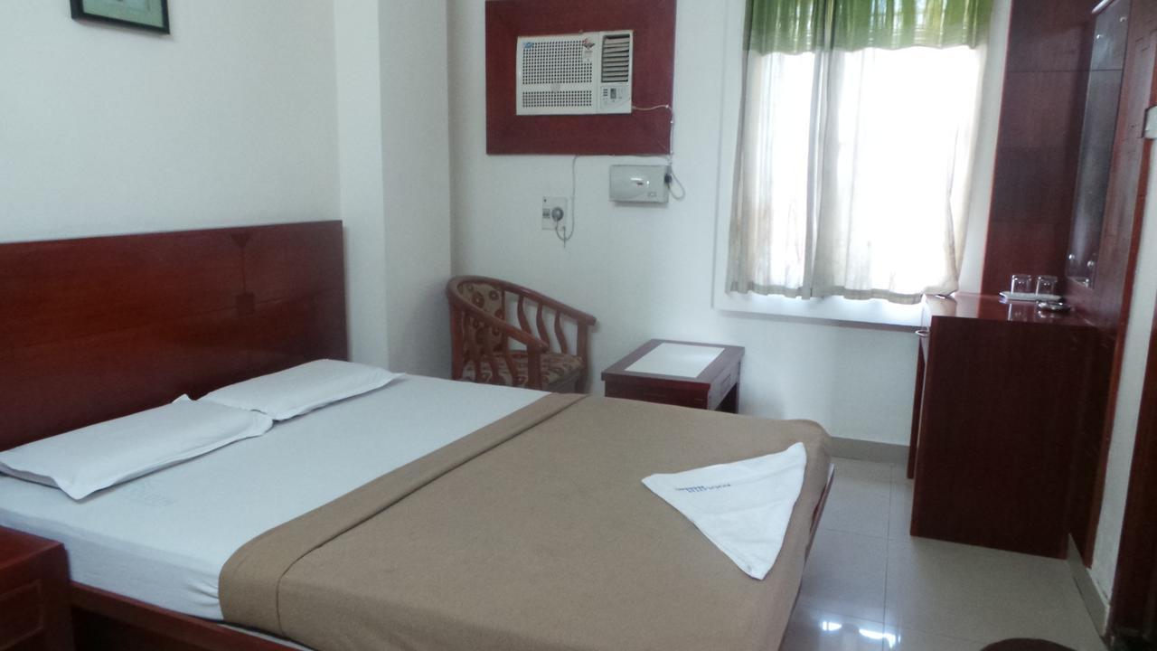 Kooloth Lake View Residency Hotel Coimbatore Exterior photo